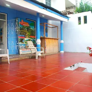 Hosting And Travel Services 420 Albergue